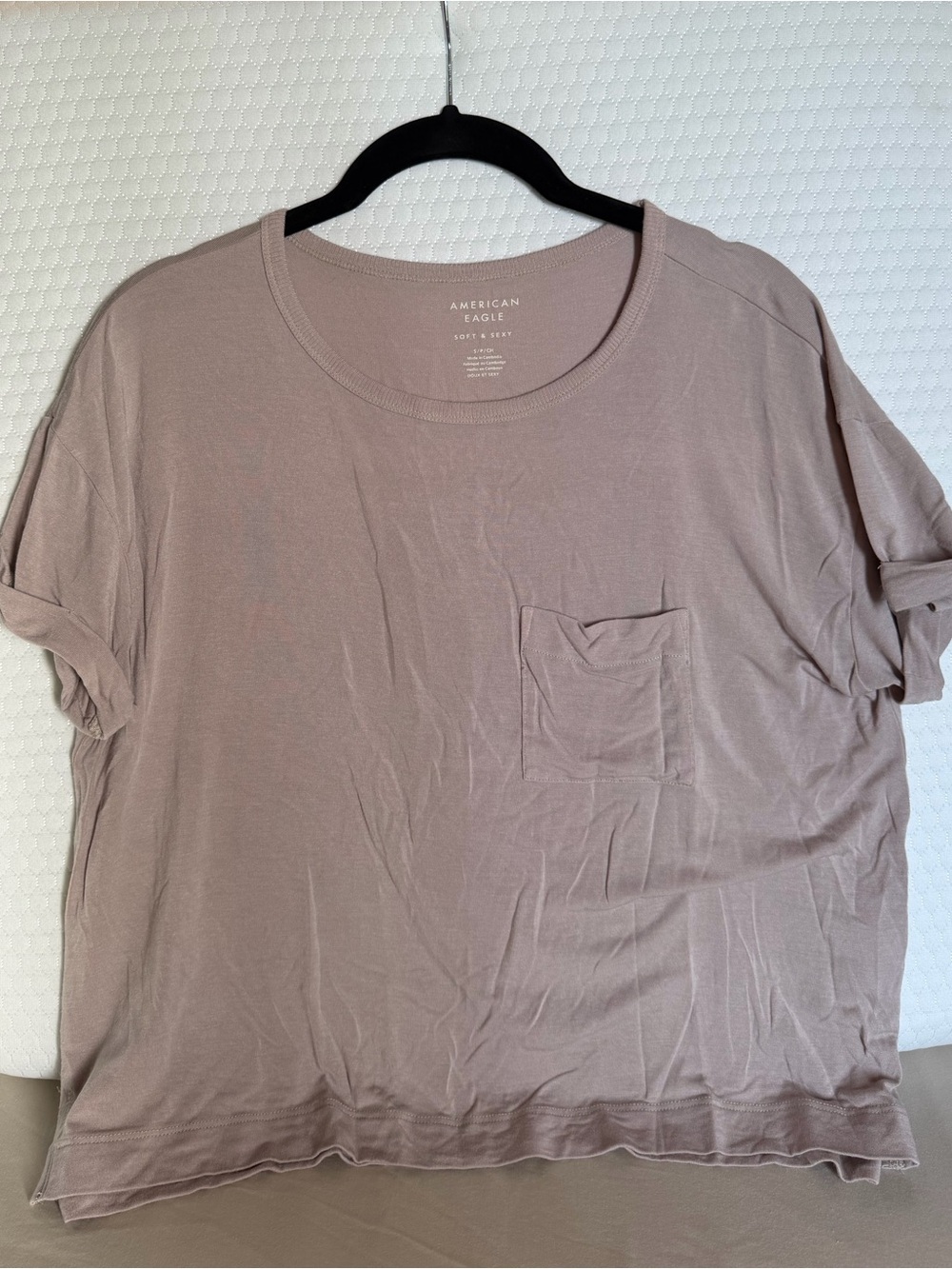 American Eagle Outfitters Short Sleeve Pocket Tee in Mauve Taupe